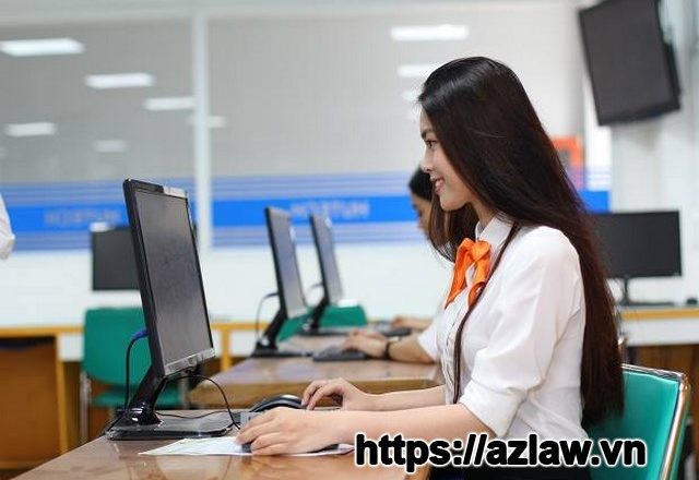 Giám đốc công ty có thể kiêm kế toán không?
