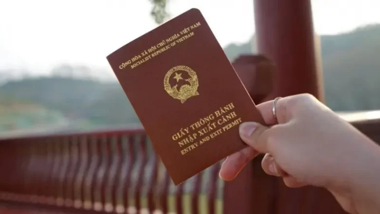 Giấy tờ thay thế hộ chiếu?